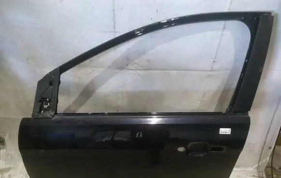 Ford Focus Front door JUODOS