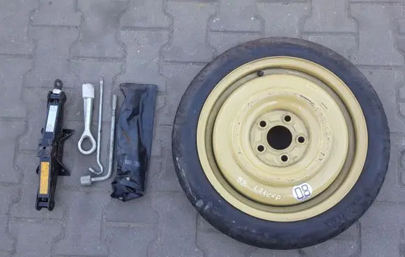 Mitsubishi FTO Lift Jack 5X114
