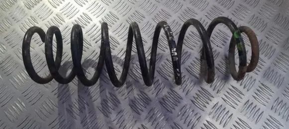Volkswagen Golf III Rear coil spring