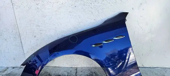 Maserati Levante Fender 