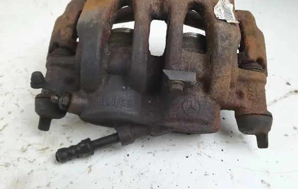 Mercedes-Benz Vito Viano W639 Front brake caliper A6394212398