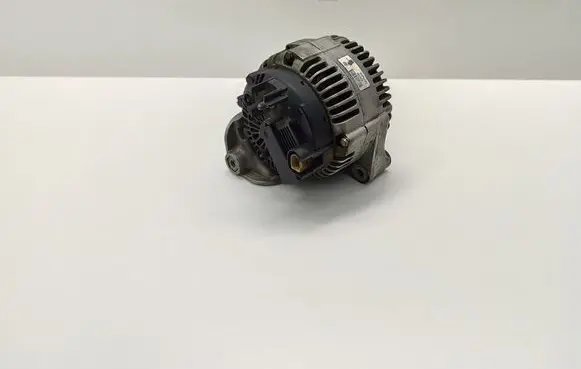 BMW 5 E60 E61 Generator/alternator 7797521 12317797521 TG17C010
