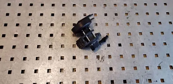 Audi 80 90 S2 B4 Turbo solenoid valve 357906283