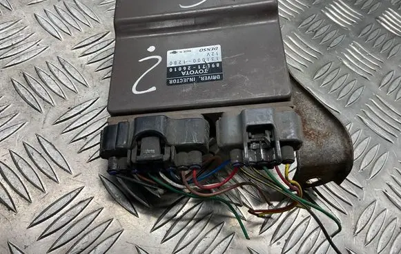 Toyota Avensis T270 Fuel injection control unit/module 8987126010 1310001280