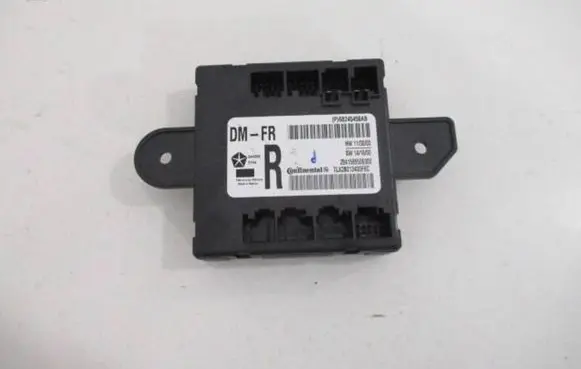 Jeep Grand Cherokee Door control unit/module 68245458AB