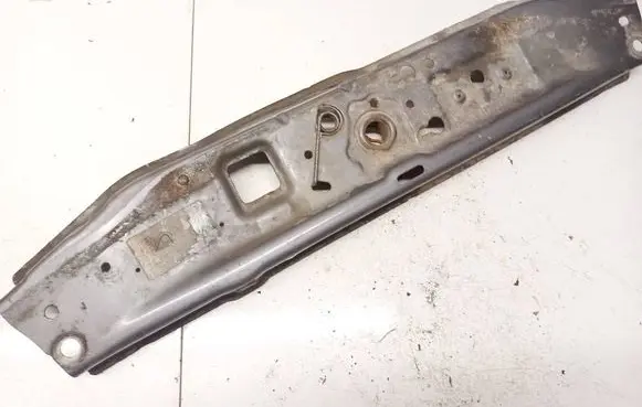 Opel Astra H Radiator support slam panel 