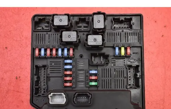 Fuse box set