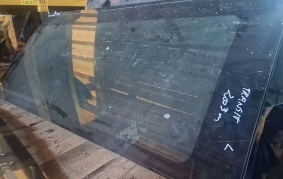 Ford Transit Rear side window