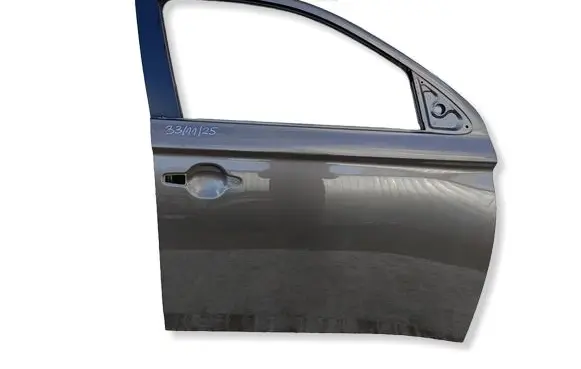 Mitsubishi Outlander Rear door 331125