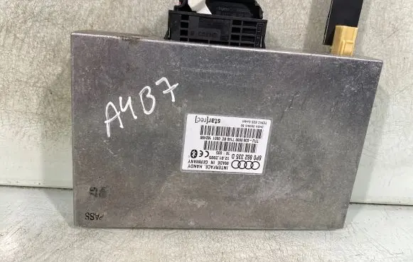 Audi A4 S4 B7 8E 8H Bluetooth control unit module 8p0862335d