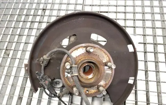Opel Astra J Front wheel hub spindle knuckle 