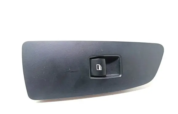 BMW 1 E81 E87 Electric window control switch 6970247