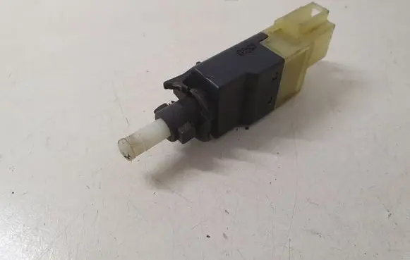 Mercedes-Benz Vito Viano W639 Brake pedal sensor switch A0015454409
