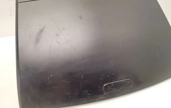 Glove box
