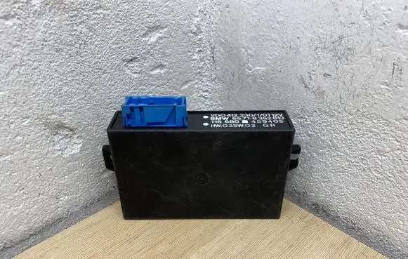 BMW 7 E38 Comfort/convenience module 65718352613