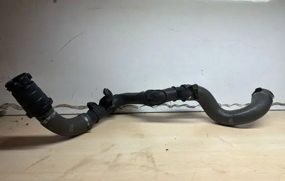 Opel Vivaro Intercooler hose/pipe 144601915R