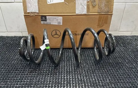 Mercedes-Benz Vito Viano W447 Rear coil spring A4473240700