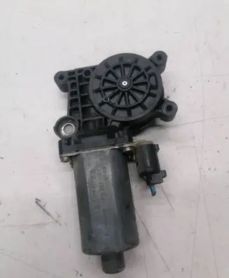 BMW 3 E46 Rear door window regulator motor 8362066 119353