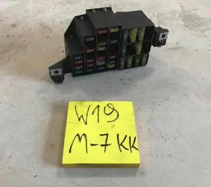 Renault Megane I Fuse box set 7703297597
