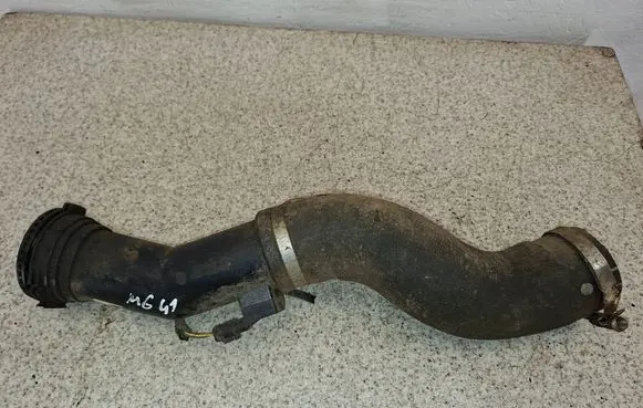 BMW 1 F20 F21 Intercooler hose/pipe 7597588 CZ15476810