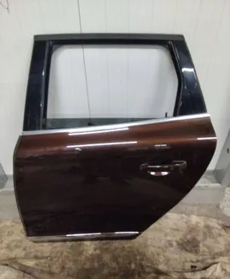 Volvo XC60 Rear door