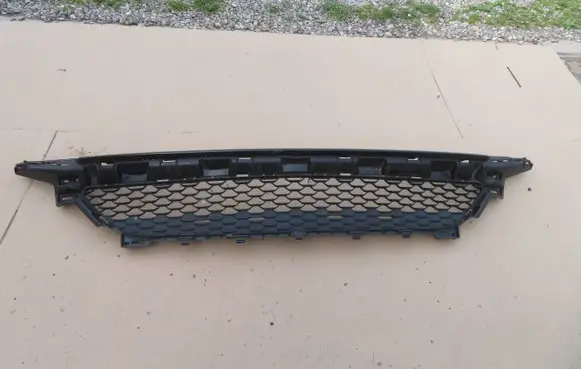 Mercedes-Benz C W205 Front bumper lower grill A2058856204