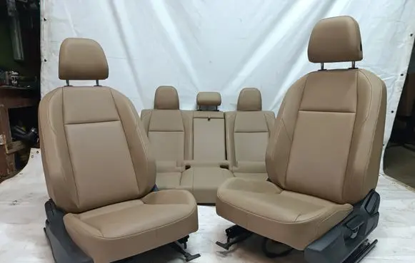 Volkswagen Jetta USA Seat set 