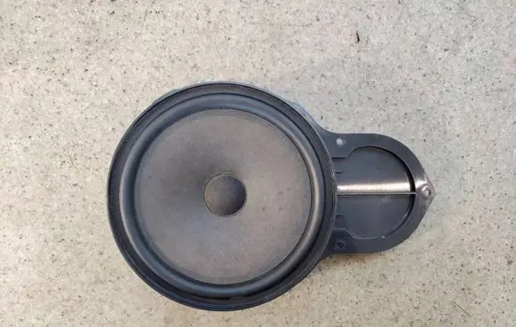 Volkswagen PASSAT CC Front door speaker 3C8035454AOP0834 3C8035454