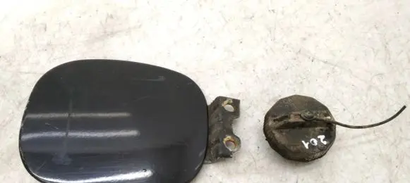 Mitsubishi Colt Fuel tank cap