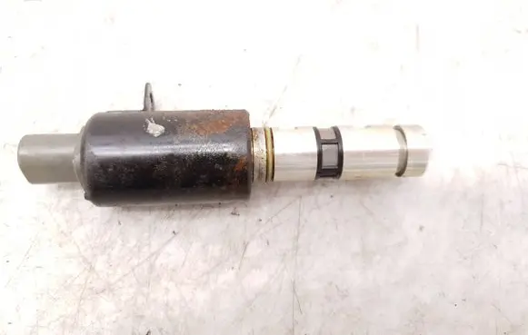 Hyundai Sonata Camshaft vanos timing valve 243553C200
