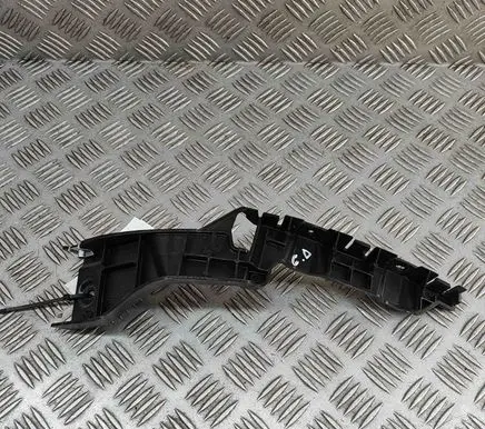 Rear bumper mounting bracket