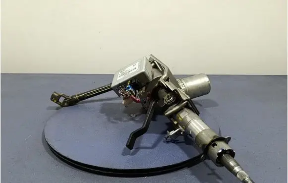 Hyundai i20 (GB IB) Steering wheel axle 563001J810