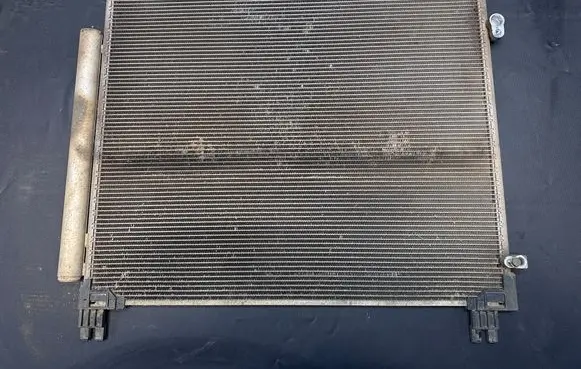 A/C cooling radiator (condenser)