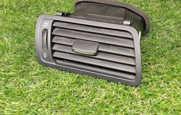 Volkswagen PASSAT B6 Dashboard side air vent grill/cover trim 3C1819702E