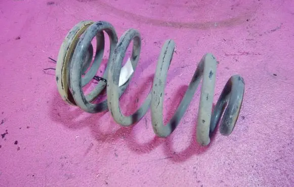 Audi A6 S6 C5 4B Rear coil spring