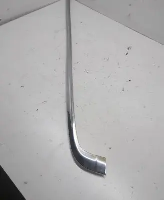 Mercedes-Benz E W124 Rear bumper trim bar molding 