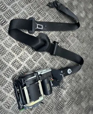Mercedes-Benz E W212 Front seatbelt 620048000 010L000 BAMPT11273