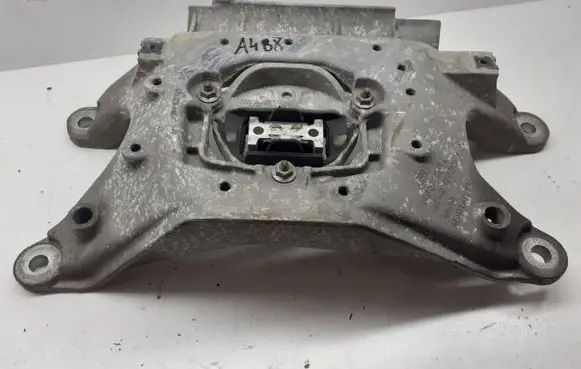 Audi A4 S4 B8 8K Gearbox mounting bracket 8K0399263K