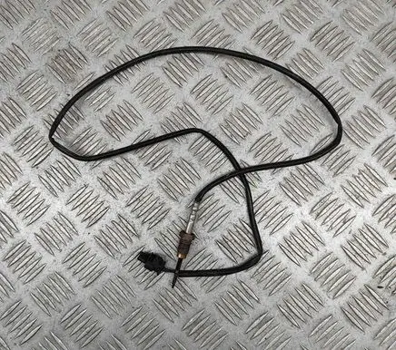 BMW 5 F10 F11 Oil temperature sensor 2656002921 8514730