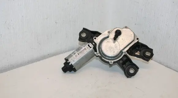 Volkswagen PASSAT B7 Rear window wiper motor 3C9955711A 53032812