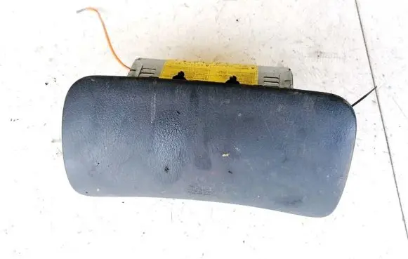 Mitsubishi Carisma Passenger airbag 570506901F 740649N