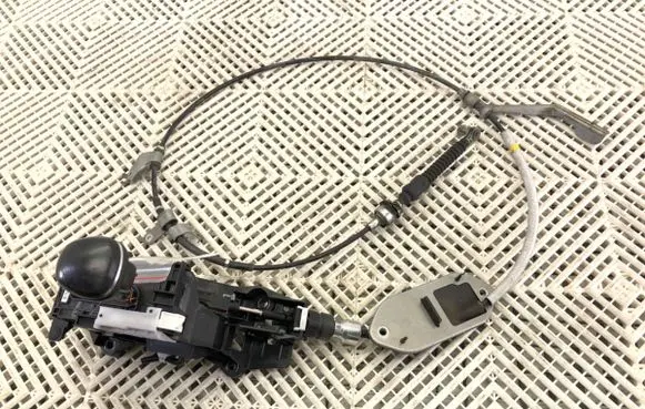 Toyota Camry VIII XV70 Gear shift rod 75G649
