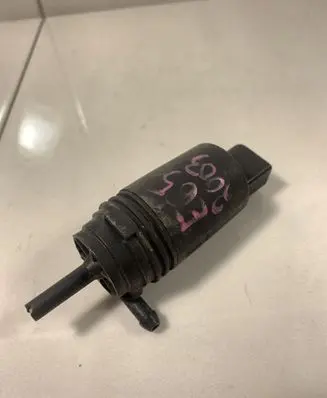 BMW 7 E65 E66 Windscreen/windshield washer pump 67128377612