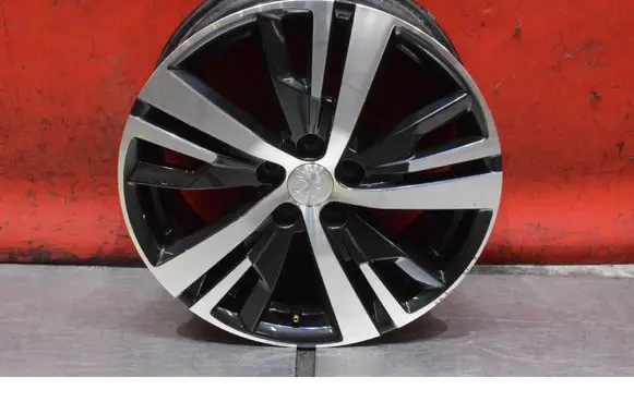 Peugeot 5008 R18 alloy rim 9809687377