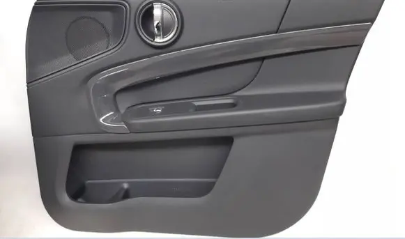 Mini Cooper Countryman F60 Front door card panel trim