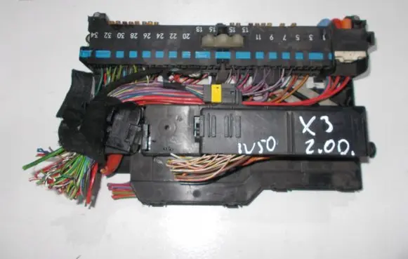 BMW X3 E83 Fuse box set