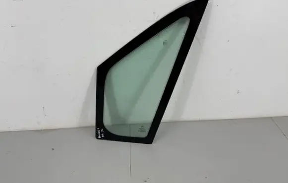 Peugeot Boxer Front door vent window glass four-door 43R001583