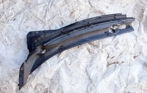 Mitsubishi Outlander Wiper trim 7405A0155