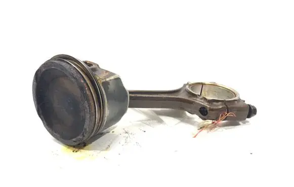 Fiat Linea Piston with connecting rod 198A4000