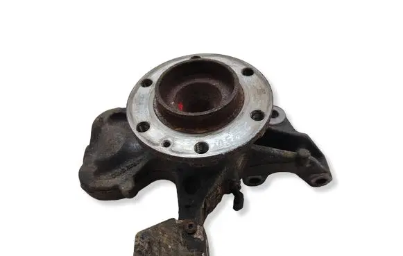 Mercedes-Benz Sprinter W907 W910 Front wheel hub A9079810000